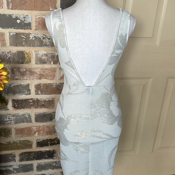 Windsor Cream Silver Gold Jacquard Dress Deep Plunge Backless Boned Bodice Sz S - Picture 4 of 15